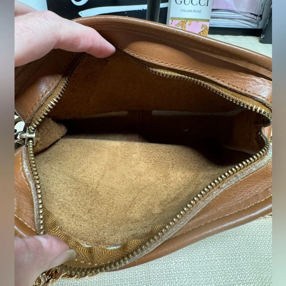 GUC Coach Brown Leather Cosmetic Bag with Crossbody Chain - Picture 11 of 13